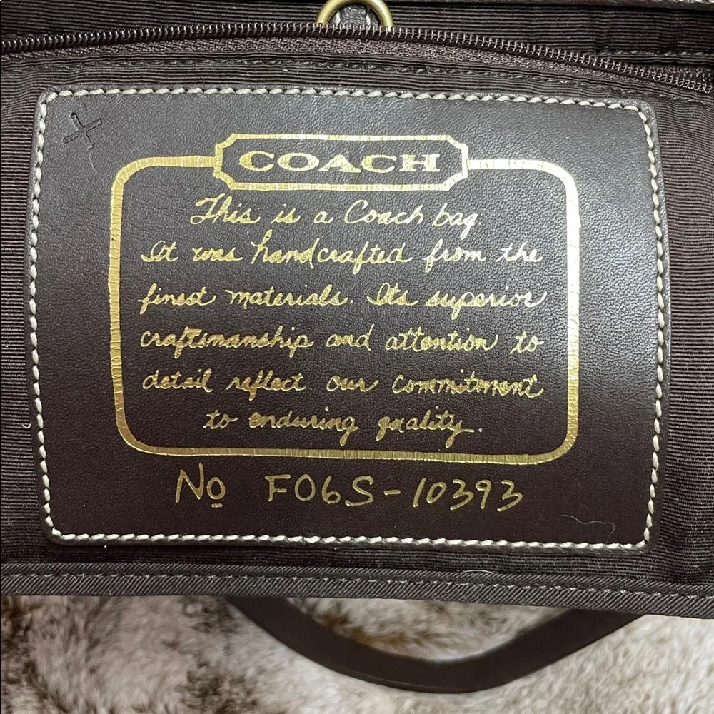 NWT Vintage Coach Signature Stripe Shearling Tote - Picture 10 of 11